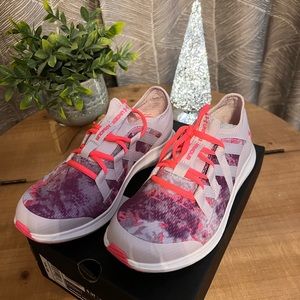 Brand New Infiniti 3 Under Armour girls shoes